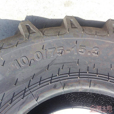 【威獅力廠家直銷(xiāo)10.00/75-15.3人字農(nóng)機(jī)具輪胎收割機(jī)輪胎正品三包】高密市威獅力輪胎銷(xiāo)售中心 - 產(chǎn)品庫(kù)